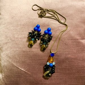 Stunning cobalt and gold necklace and earring set